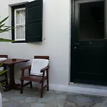 & Rania 3* Mykonos Town