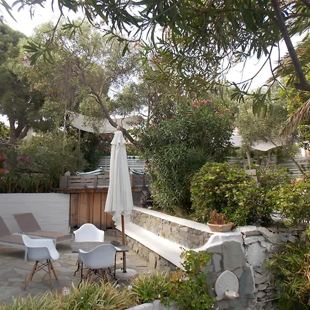 Lejlighedshotel & Rania 3*