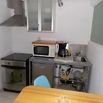& Rania Aparthotel