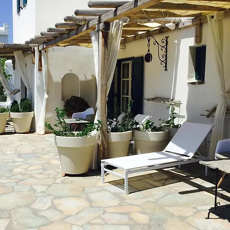 & Rania 3* Mykonos Town