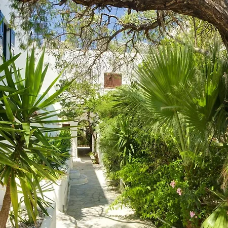 Apartahotel Studios&suites Rania