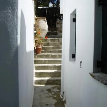& Rania Mykonos Town