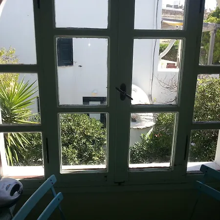 Aparthotel & Rania 3*