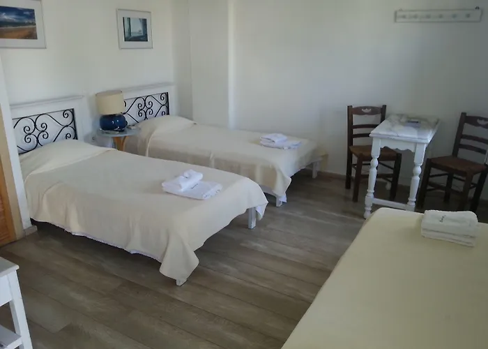 Ξενοδοχείο με διαμερίσματα & Rania Mykonos Town