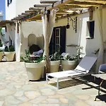 & Rania 3* Mykonos Town